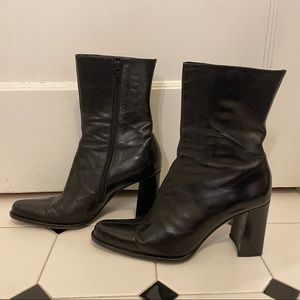 Vintage Kenneth Cole Booties
